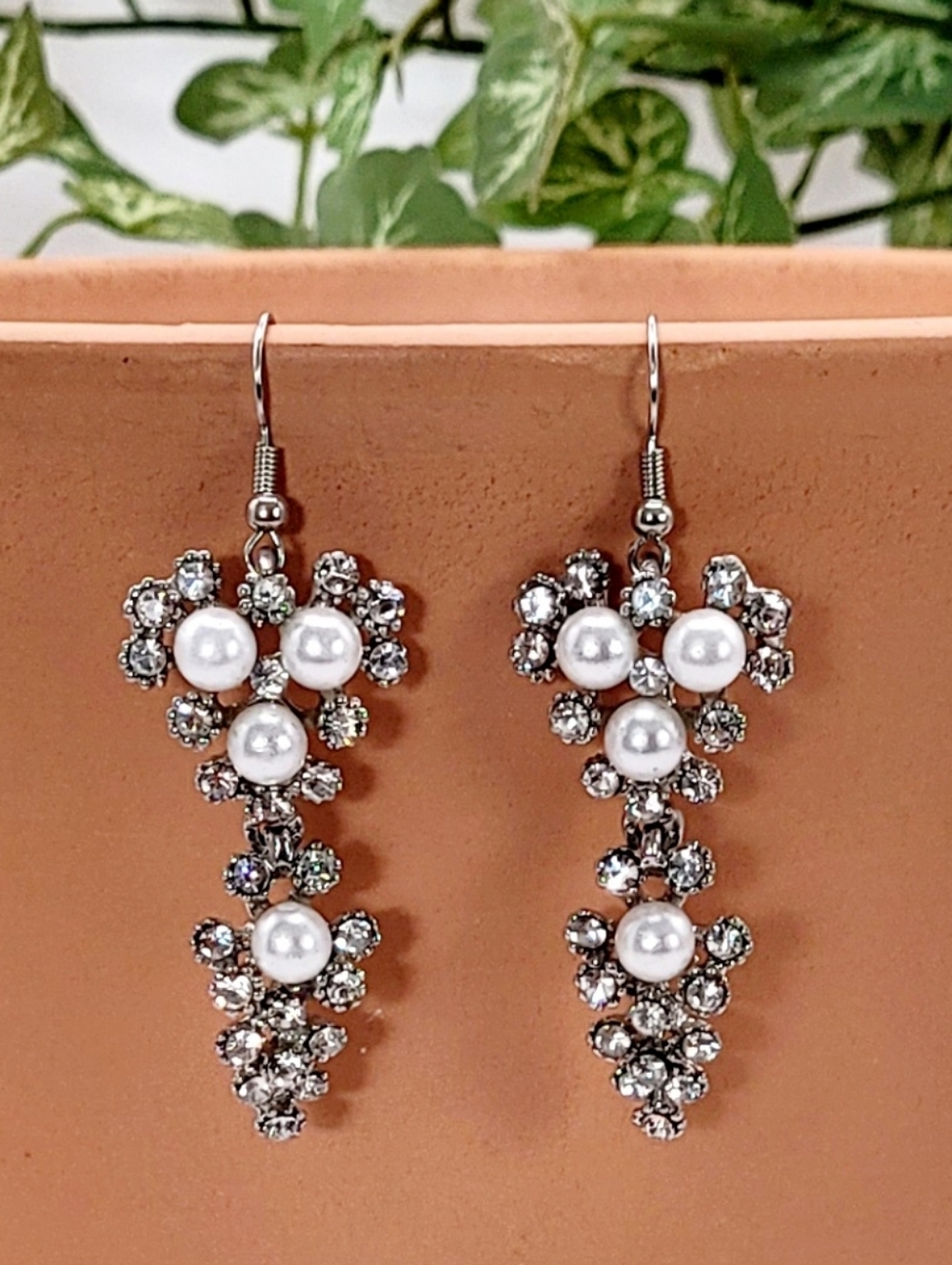 Pearl & Crystal Drop Earrings  Silver Tone New